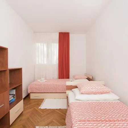 Apartamento H&m St - Two Bedroom With Balcony Split