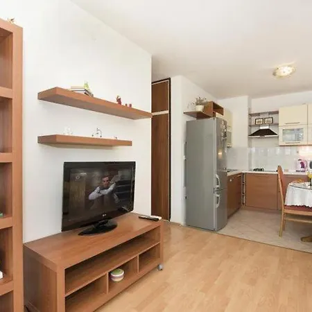 Apartamento H&m St - Two Bedroom With Balcony Split